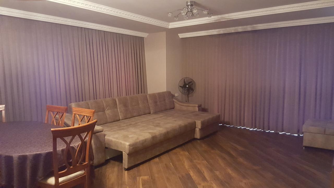 Mimino Apartment Deluxe First Line Batoemi Buitenkant foto
